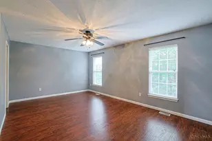 74 Coyote Dr, Hamilton Township, OH 45039 - Photo 10