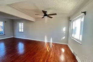 1116 Madeleine Cir, Springfield Township, OH 45231 - Photo 10
