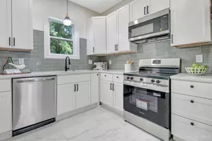 3020 Daytona Ave, Cincinnati, OH 45211 - Photo 18