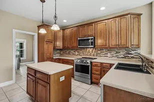1030 Arabian Run Drive, Washington Township, OH 45113 - Photo 12