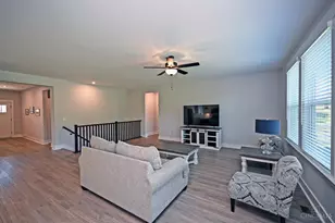 976 Crestpoint Ct, Union Township, OH 45245 - Photo 16