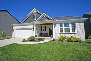 976 Crestpoint Ct, Union Township, OH 45245 - Photo 2