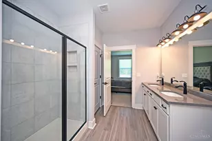976 Crestpoint Ct, Union Township, OH 45245 - Photo 28