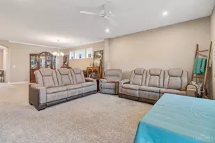 1358 Brookchase Cir, Hamilton Township, OH 45039 - Photo 14