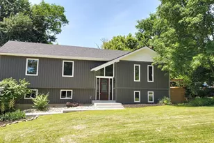2559 Concordgreen Dr, Anderson Township, OH 45244 - Photo 1