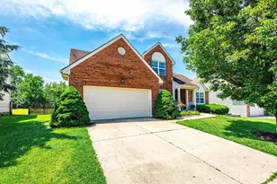 2137 Crest Rd, Forest Park, OH 45240 - Photo 2