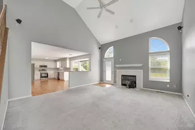 2137 Crest Road, Cincinnati, OH 45240 - Photo 6