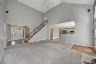 2137 Crest Rd, Forest Park, OH 45240 - Photo 10