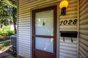 1028 E Crescentville Rd, West Chester, OH 45246 - Photo 2