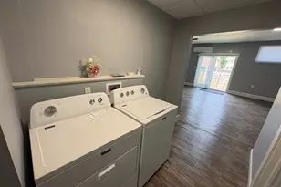 653 N E St, Hamilton, OH 45013 - Photo 10