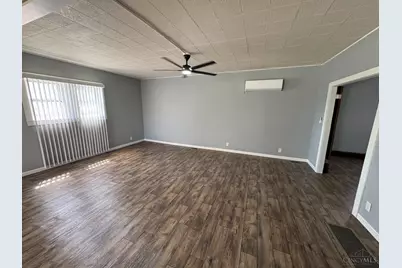 653 N E Street, Hamilton, OH 45013 - Photo 6