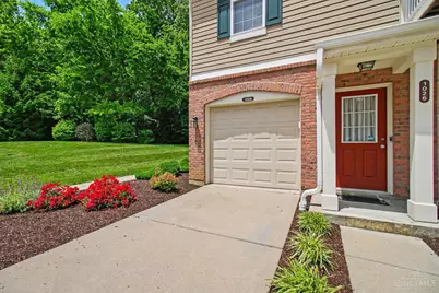 1028 Lost Crossing, Springfield Township, OH 45231 - Photo 2