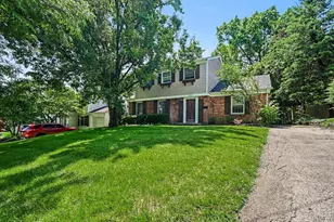 119 Forest Ave, Wyoming, OH 45215 - Photo 2