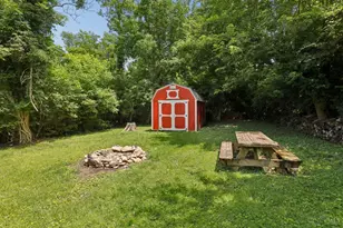 7256 Bernard Ave, Cincinnati, OH 45231 - Photo 10
