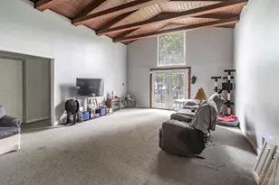 860 Lorelei Dr, Perry Township, OH 45118 - Photo 8