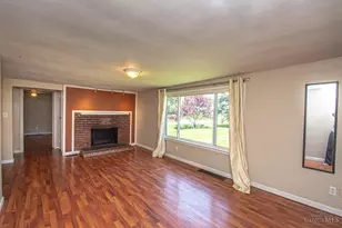 1058 Hale Ave, Kettering, OH 45419 - Photo 6