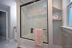 3216 Hackberry St, Cincinnati, OH 45207 - Photo 28