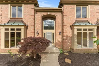 9761 Farmstead Drive, Symmes Township, OH 45140 - Photo 2