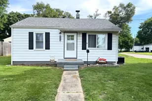 201 Ohio Ave, Trenton, OH 45067 - Photo 1