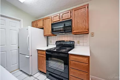 5757 Cheviot Road #3C, Green Township, OH 45247 - Photo 10