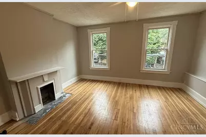 2309 W Clifton Avenue, Cincinnati, OH 45219 - Photo 2
