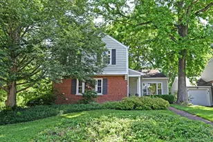 2590 Bonnie Dr, Cincinnati, OH 45230 - Photo 2