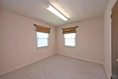 5925 Glenway Avenue, Cincinnati, OH 45238 - Photo 8