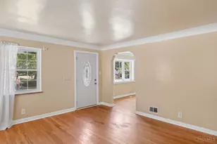 2652 Cedarbrook Dr, Golf Manor, OH 45237 - Photo 4