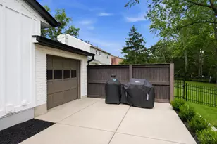 5260 Autumnwood Dr, Sycamore Township, OH 45242 - Photo 46