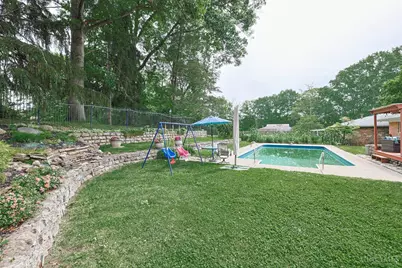 2443 Hunt Road, Reading, OH 45215 - Photo 34