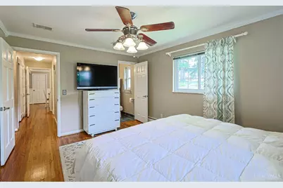 2443 Hunt Road, Reading, OH 45215 - Photo 14