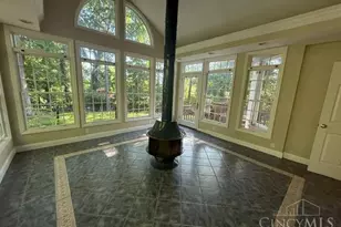 5776 Kensington Ridge Dr, Anderson Township, OH 45230 - Photo 18
