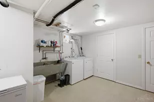 5600 Arnsby Pl, Cincinnati, OH 45227 - Photo 40