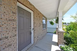 366 Brier Creek Dr, Miami Township, OH 45140 - Photo 2