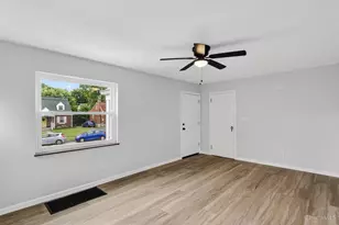 5544 Raceview Ave, Cincinnati, OH 45248 - Photo 8
