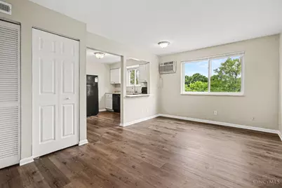 3025 Westwood Northern Boulevard, Cincinnati, OH 45211 - Photo 8