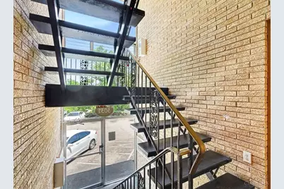 3025 Westwood Northern Boulevard, Cincinnati, OH 45211 - Photo 6
