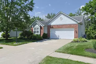 531 County Down Ln, Loveland, OH 45140 - Photo 2