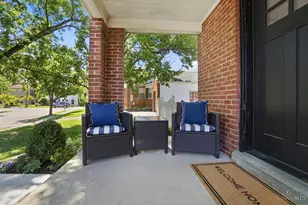 4157 Paxton Woods Ln, Cincinnati, OH 45209 - Photo 6