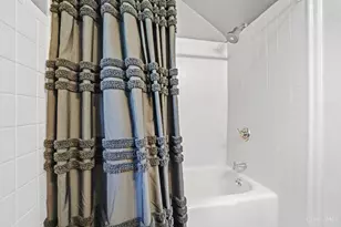 4157 Paxton Woods Ln, Cincinnati, OH 45209 - Photo 32