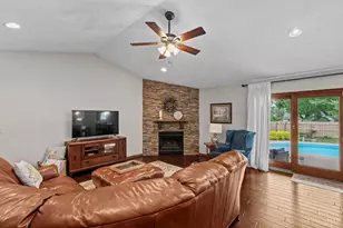 718 Kelly Dr, Wilmington, OH 45177 - Photo 8