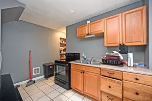 2457 Everglade Pl, Cincinnati, OH 45214 - Photo 10