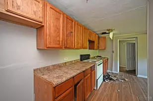 1899 Biegler St, Cincinnati, OH 45214 - Photo 6