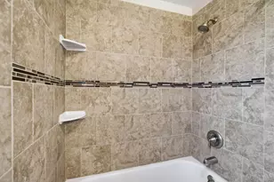 949 Redway Ave, Cincinnati, OH 45229 - Photo 30