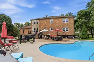 8038 New Brunswick Dr, West Chester, OH 45241 - Photo 8
