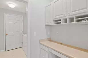 7492 Mansion Cir, Deerfield Township, OH 45040 - Photo 16