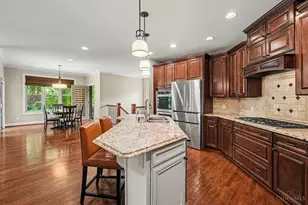 1278 Ridgewood Dr, Miami Township, OH 45140 - Photo 12