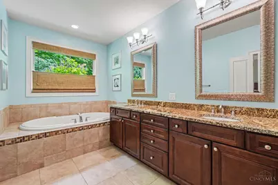 1278 Ridgewood Drive, Miami Township, OH 45140 - Photo 18