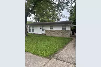 9585 Ridgemoor Avenue, Colerain Township, OH 45231 - Photo 1