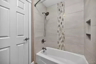 6643 Greenoak Dr, Green Township, OH 45248 - Photo 22